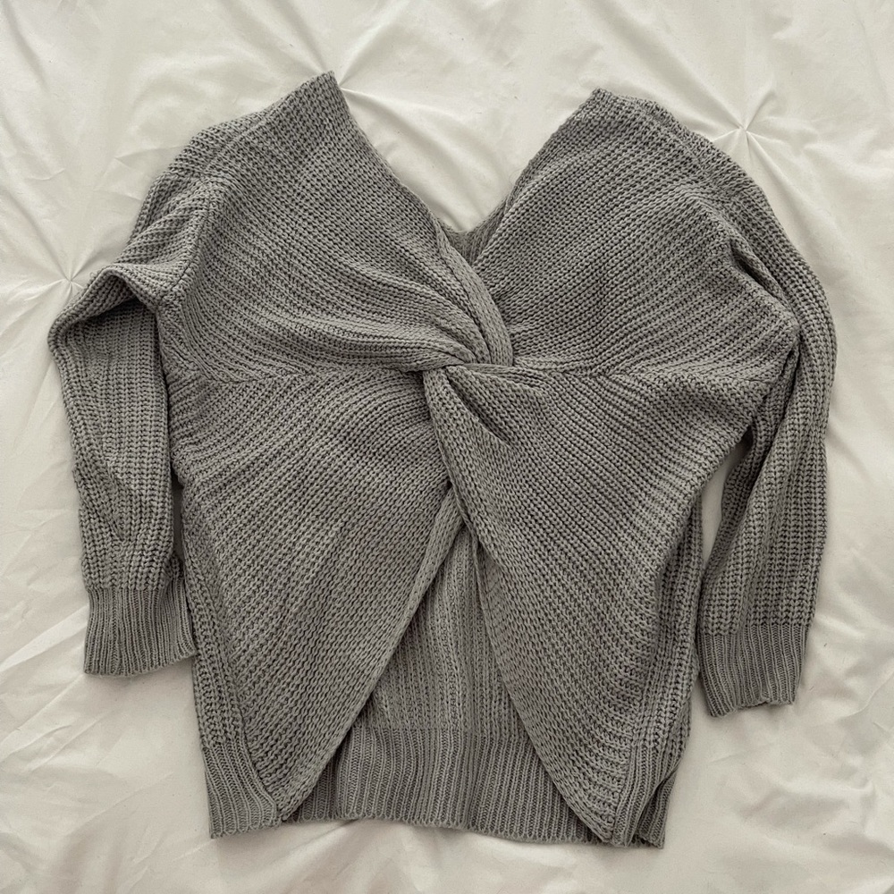 Knot sweaters